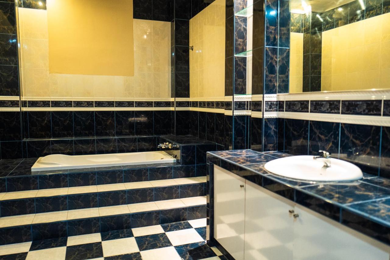 Mk Homestay Wakaf Che Yeh With Bathtub - Max 14 Pax Kota Bharu Buitenkant foto