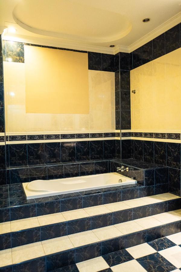 Mk Homestay Wakaf Che Yeh With Bathtub - Max 14 Pax Kota Bharu Buitenkant foto