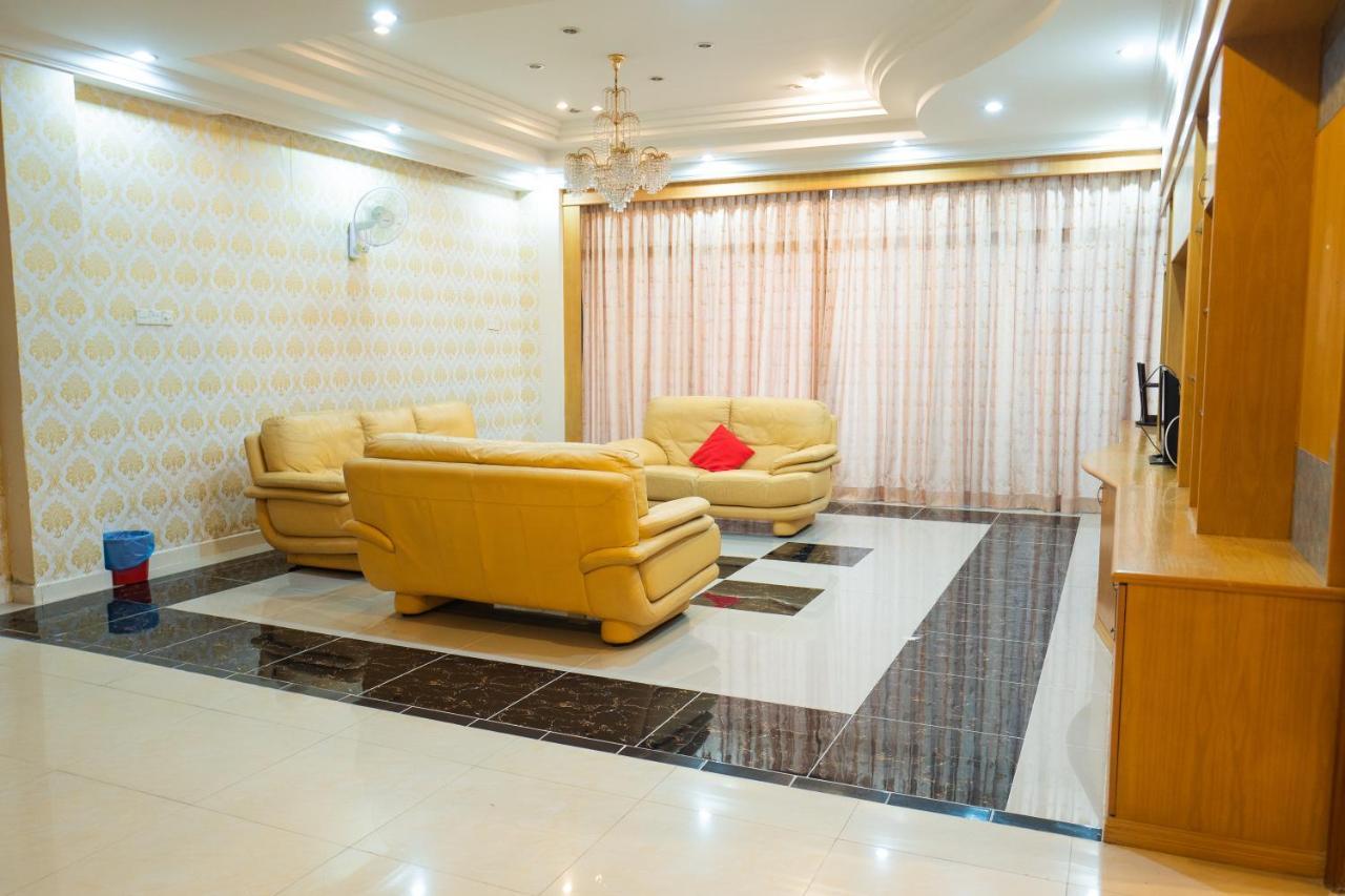 Mk Homestay Wakaf Che Yeh With Bathtub - Max 14 Pax Kota Bharu Buitenkant foto